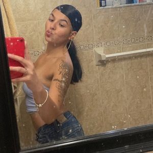 Meet your Posher, Jailin